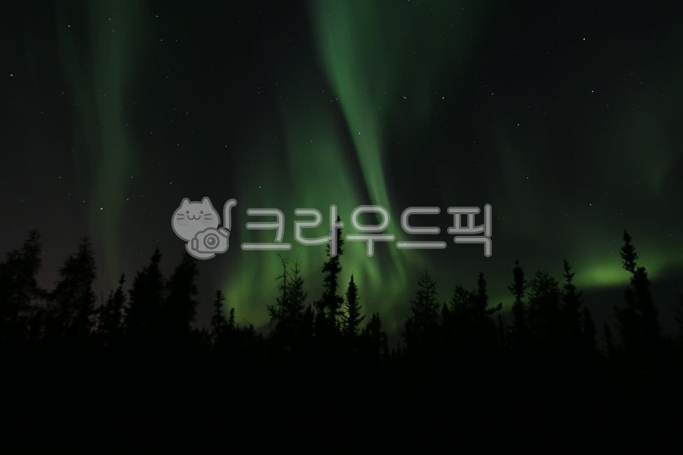 mtmckenley,sky,landscapes,nature,night,aurora,northern lights,Aurora,reflect,Denali National Park,denali,natural phenomenon,Alaska,northernlights,denalinationalpark