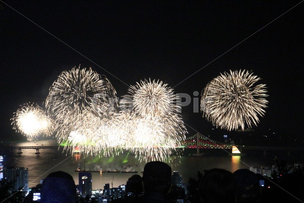 광안리,불꽃축제,광안,2018불꽃축제,하이라이트,야경,밤,풍경,nightscape,night,landscape,축제,행사,festival,carnival,event,nature,자연,outdoors,옥외