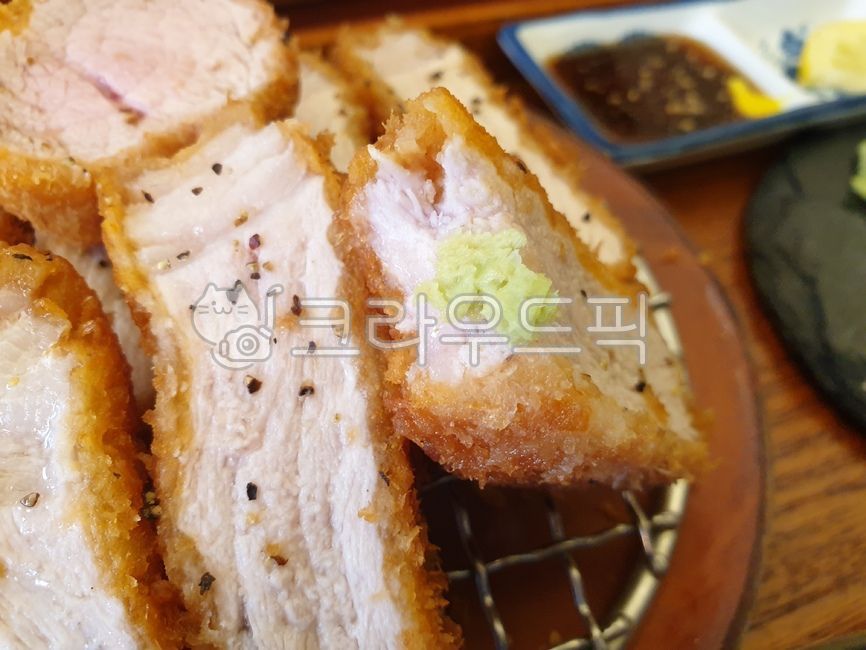 돈까스,일식돈까스,고추냉이,음식,food