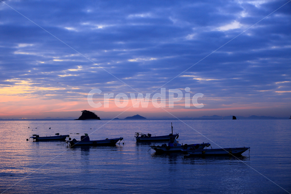 여명,서해안일출,영정도일출,매도랑,부둣가일출,아침바다,선박,산업,industry,industrial,어업,fishery,fishing industry
