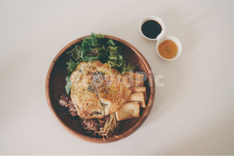 건강,건강식,계란,달걀,두부,버섯,비빔밥,나무그릇,wood,healthy,tofu,egg,다이어트,diet,건강,헬스웨어,헬스케어,healthware,health care,음식,식재료,요리,food,cook,meal,dishes,food reserves,감성,sensible,feeling