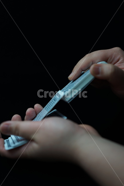 포커,원카드,카드놀이,카드게임,도박,플레잉카드,트럼프카드,playingcard,trumpcard,poker,손가락,사람,인물,인간,human,person,신체일부,몸,body,게임,오락,놀이,game,play