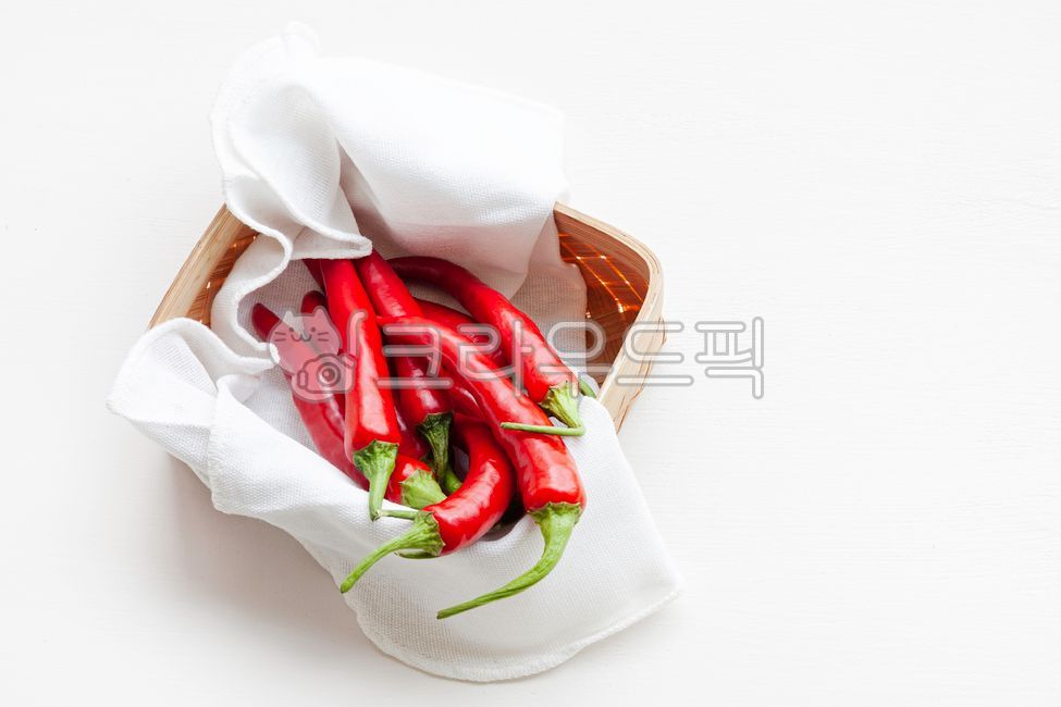 pepper,seasoning,basket,red pepper,Nukki,ingredient,contain,kimchi,top view,vegetable,food,red,Red,Food Ingredients,cooking,high angle,organic,full