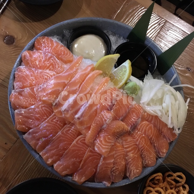 연어,연어사시미,사시미,연어사시미,seafood,food,dish,해산물,술안주