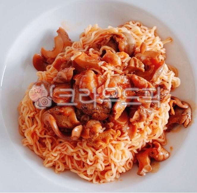 골뱅이비빔국수,골뱅이비빔면,비빔국수,비빔면,비빔,비빔라면,골뱅이비빔라면,면요리,면류,면,면빨,골뱅이,고동,고둥,음식,요리,식사,식재료,먹방,food,dish,cook,meal