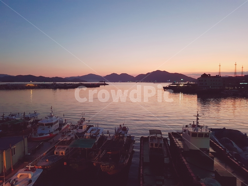 transportation,물,water,watercraft,선박,port,배,ship,항구,산업,industry,industrial,어업,fishery,fishing industry