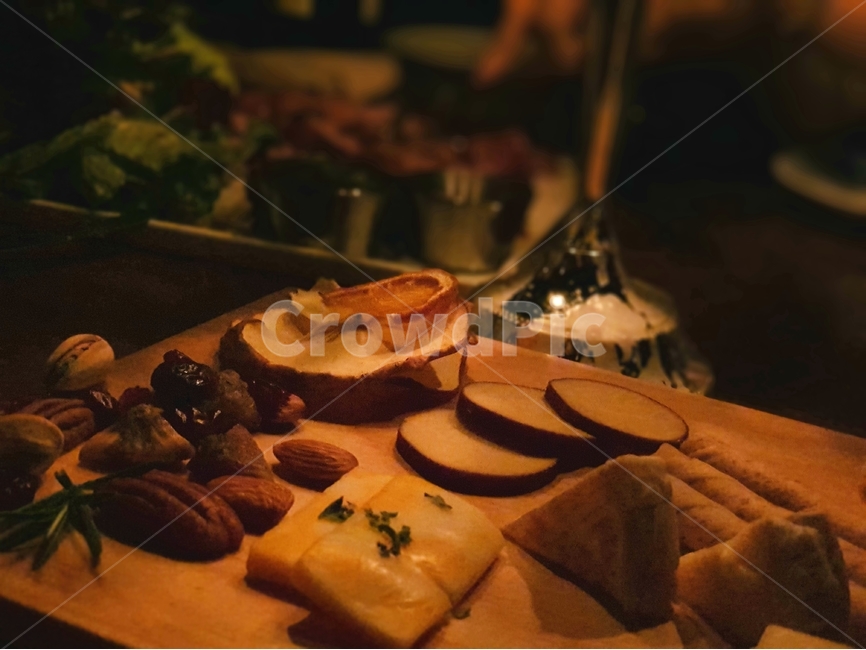 와인,모임,레스토랑,동창회,파티,감성사진,축제,건배,촛불,분위기,식사,저녁,연말모임,치즈,고급안주,신년회,망년회,송년회,크리스마스,음식사진,wine,party,restaurant,cheeze,sidedish,reunion,food,음식,식재료,요리,food,cook,meal,dishes,food reserves
