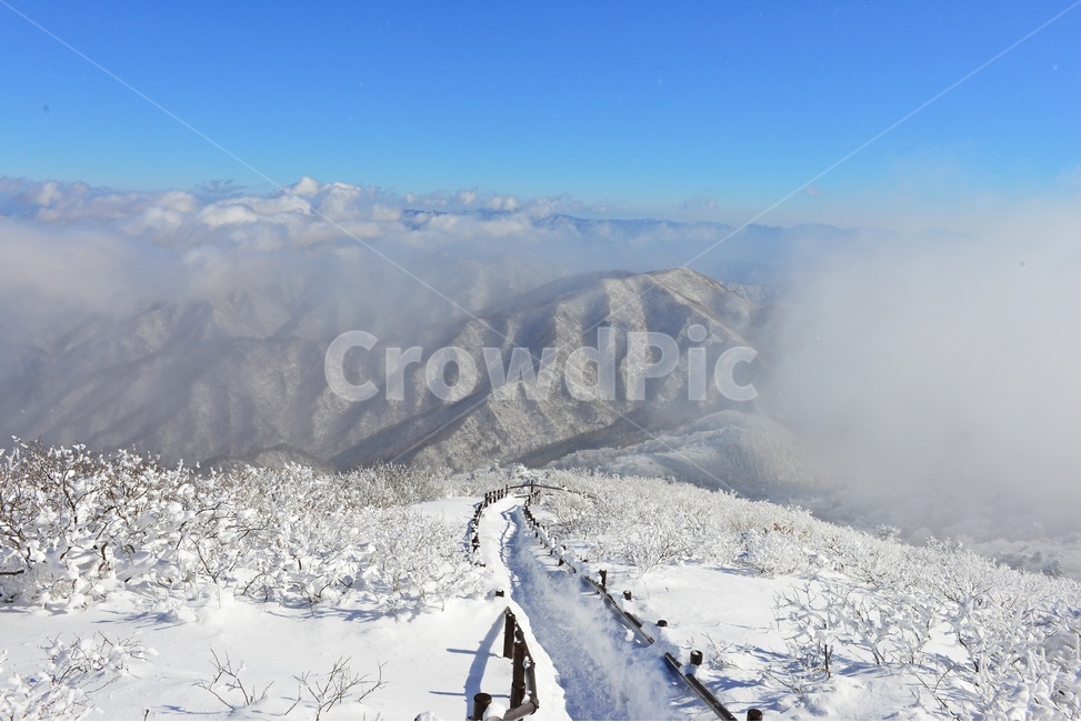 무주,덕유산,덕유산설경,운해,겨울,상고대,계절,향적봉,중봉,nature,자연,outdoors,옥외,snow,눈,ice,빙,slope,경사,mountain,산,mountainrange,산맥,겨울,계절,winter,season,자연,풍경,nature,landscape