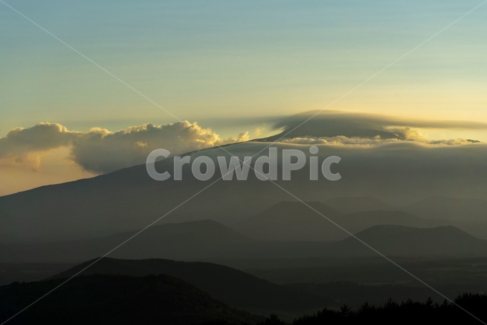 제주도,한라산,일몰,yellow,sunset,landscape,관광지,jejuisland,화산섬,구름,cloud,오름,기생화산
