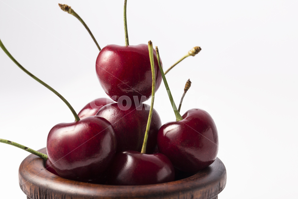 체리,과일,베리,열매,cherry,빨강색,레드,red,꼭지,광택,시장,과일가게,비타민,비타민c,음식,디저트,앵두,신선한,맛있는,건강한,건강,다이어트,예쁜,마켓,새콤달콤,달콤한,음식,식재료,요리,food,cook,meal,dishes,food reserves,과일,열매,fruit,연출,컨셉,콘셉,direction,concept,누끼,remove background