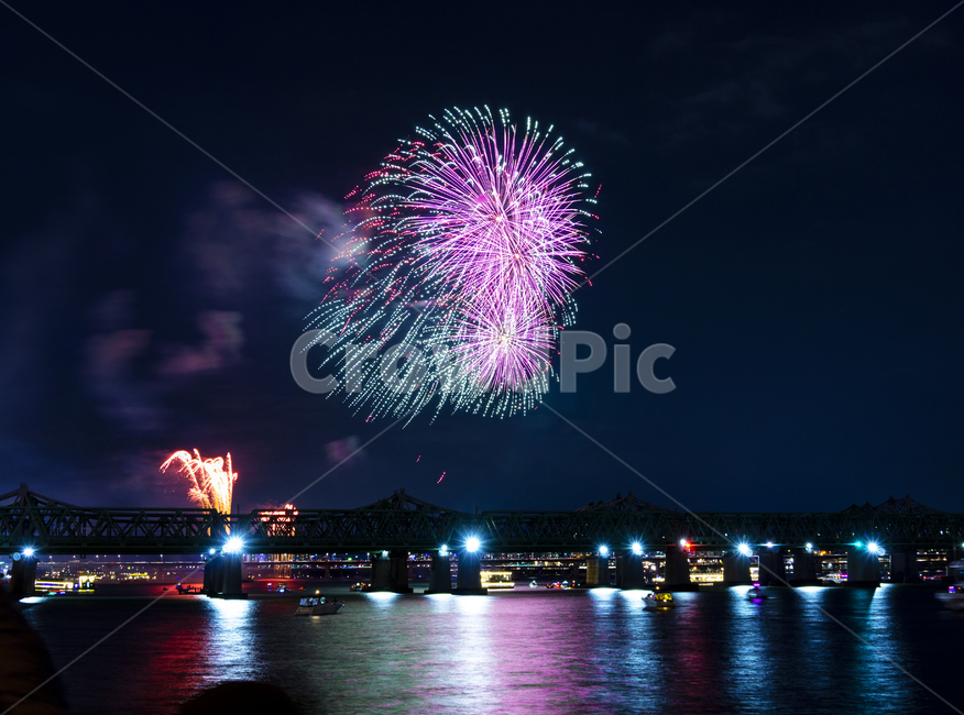 서울야경,야경,공원,park,경치,밤,풍경,nightscape,nightview,건물,landscape,빛,light,서울,한국도시,도시,한국도시경관,빌딩,불꽃놀이,여의도,여의도불꽃축제,building,대교,한강,옥외,outdoors,야경,밤,풍경,nightscape,night,landscape,축제,행사,festival,carnival,event