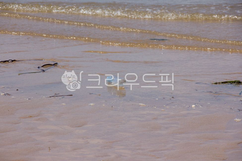 쓰레기,모래사장,바다,불법쓰레기,물,water,sea
