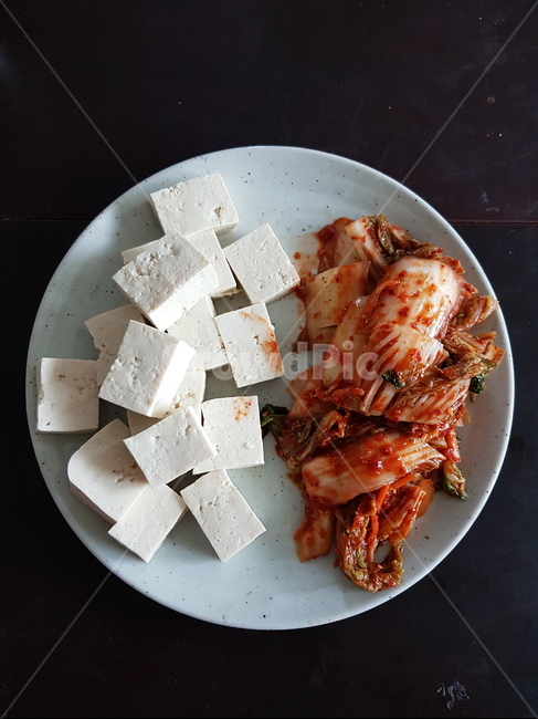 두부,생두부,익힌두부,김치,생김치,두부와김치