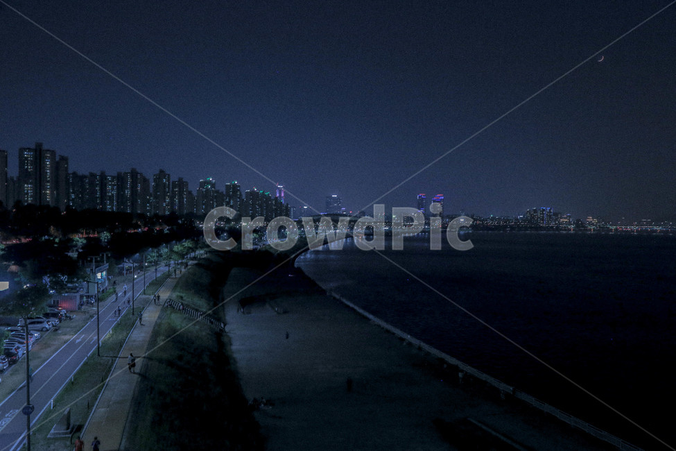 한강,한강공원,달빛,도로,아스팔트,산책로,공원,야경,밤,풍경,nightscape,night,landscape,road,asphalt