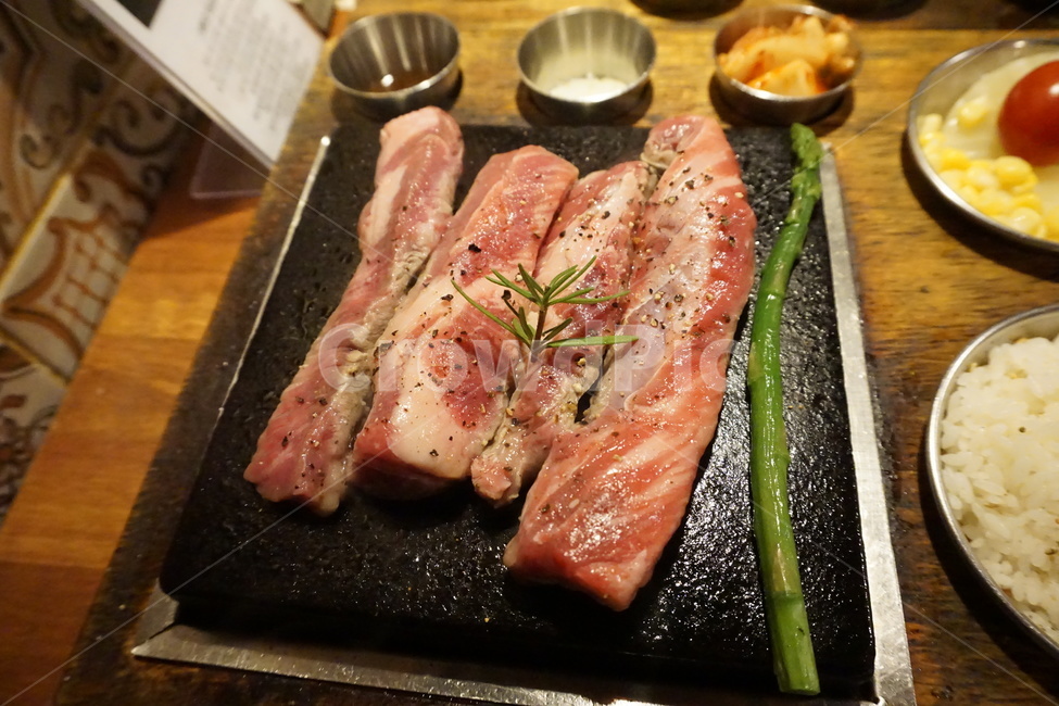고기,소고기,아스파라거스,갈비살,스톤