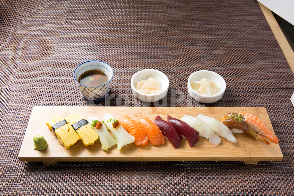 음식,요리,일식,초밥,스시,음식,식재료,요리,food,cook,meal,dishes,food reserves,일식,일본음식,일본요리,Japanese food,Japanese dishes,Japanese meal,Japanese cook
