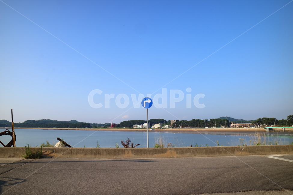 하늘,화살표,바다,갯벌,다리,여름,자연,야외,풍경,summer,자연,풍경,nature,landscape