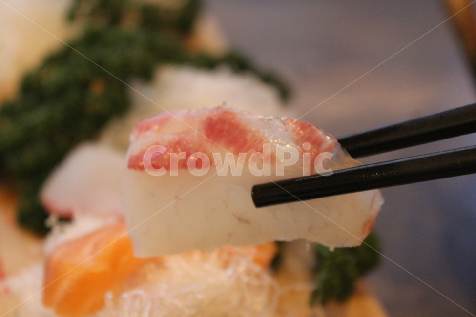 도미회,회,도미,돔회,신선한,물고기,생선,점심식사,저녁식사,회식,식사,맛있는,싱싱한,해산물,해물,바다,바다요리,한국,한국음식,일식,사시미