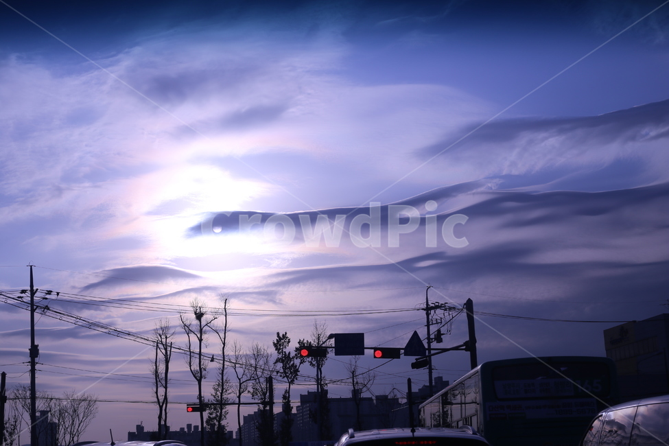 구름,하늘,풍경,도심,태양,도시,풍경,city,landscape,한국도시풍경,한국도시경관,korea cityscape,교통,교통수단,traffic,transportation,road,도로