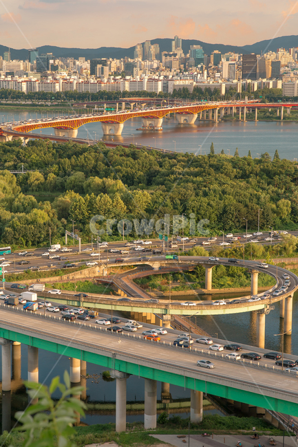 서울,응봉산,풍경,한강,도로,배경화면,도시,풍경,city,landscape,한국도시풍경,한국도시경관,korea cityscape,교통,교통수단,traffic,transportation,road,nature,자연,경치,outdoors,옥외,scenery,freeway,고속 도로