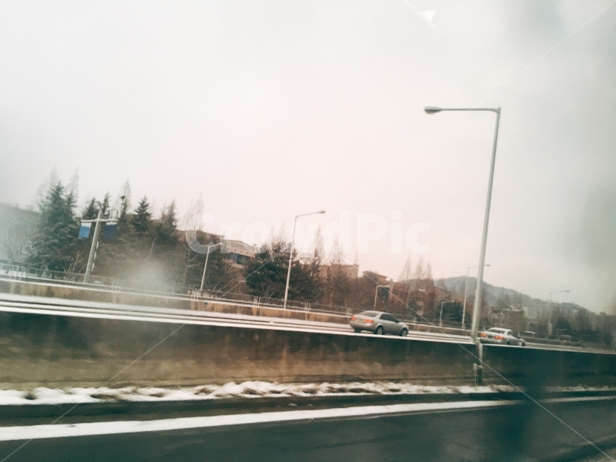 광주도로,광주,차도,도로,눈,유리창,창문,겨울,감성,sensible,feeling,교통,교통수단,traffic,transportation,road