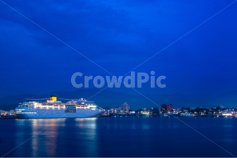 항구,배,크루즈,바다,강원도,속초시,속초항,교통,cruiseship,유람선,야경,밤,야경,밤,풍경,nightscape,night,landscape