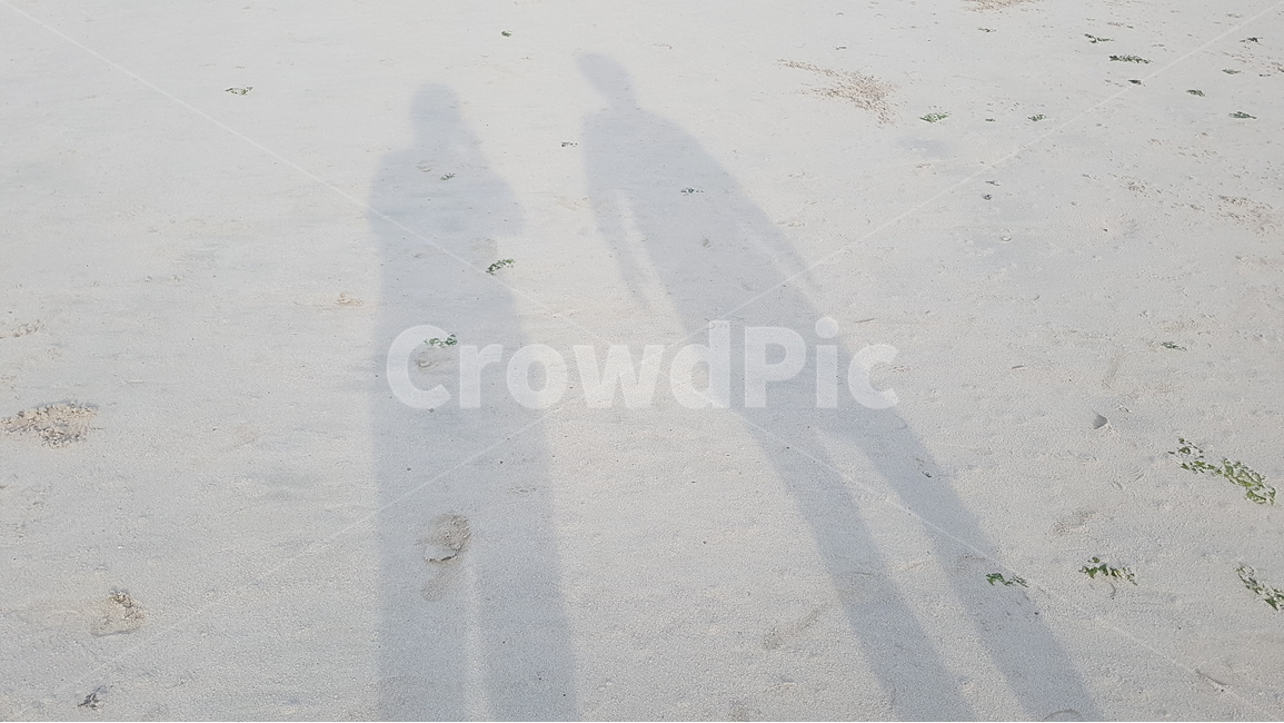 모래,흙,모래사장,흙바닥,해수욕장,모래바닥,그림자,돌,무늬,배경사진,해변,바다,beach,sea,사람,인물,인간,human,person,인물실루엣,사람실루엣,character silhouette,human silhouette