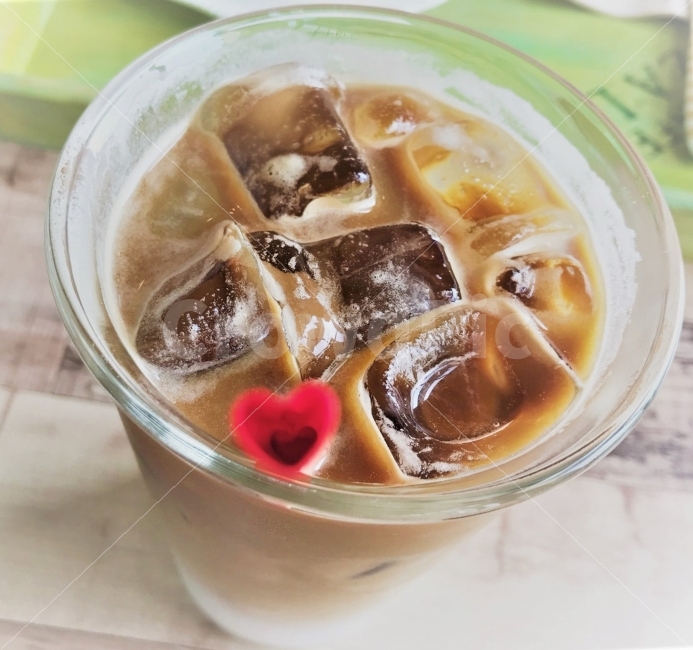 커피,아이스커피,디저트,음료수,마시다,하트,달달한,달콤한,coffee,icecoffee,dessert,drink,heart,love,sweet,커피,카페,coffee,cafe