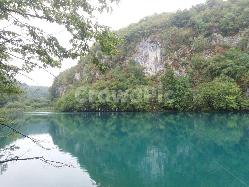 크로아티아,플리트비체,plitvicelakes,croatia,호수,lake,산속,자연,nature,water,물,힐링,나무,숲,자연,풍경,nature,landscape,해외,외국,세계,foreign,oversea,world,세계자연풍경,해외자연풍경,외국자연풍경,world nature landscape