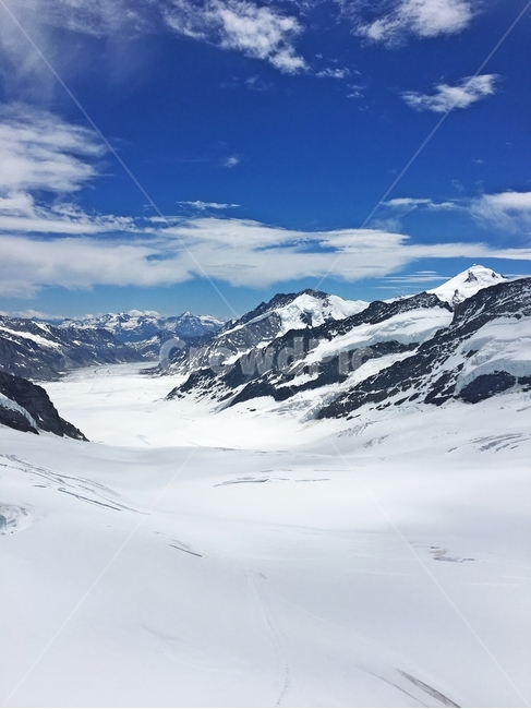 스위스,인터라켄,swiss,interlaken,switzerland,자연,산,산맥,등산,설경,겨울,계절,winter,season,자연,풍경,nature,landscape,세계자연풍경,해외자연풍경,외국자연풍경,world nature landscape,outdoors,옥외,mountain,ice,빙,glacier,빙하,snow,눈