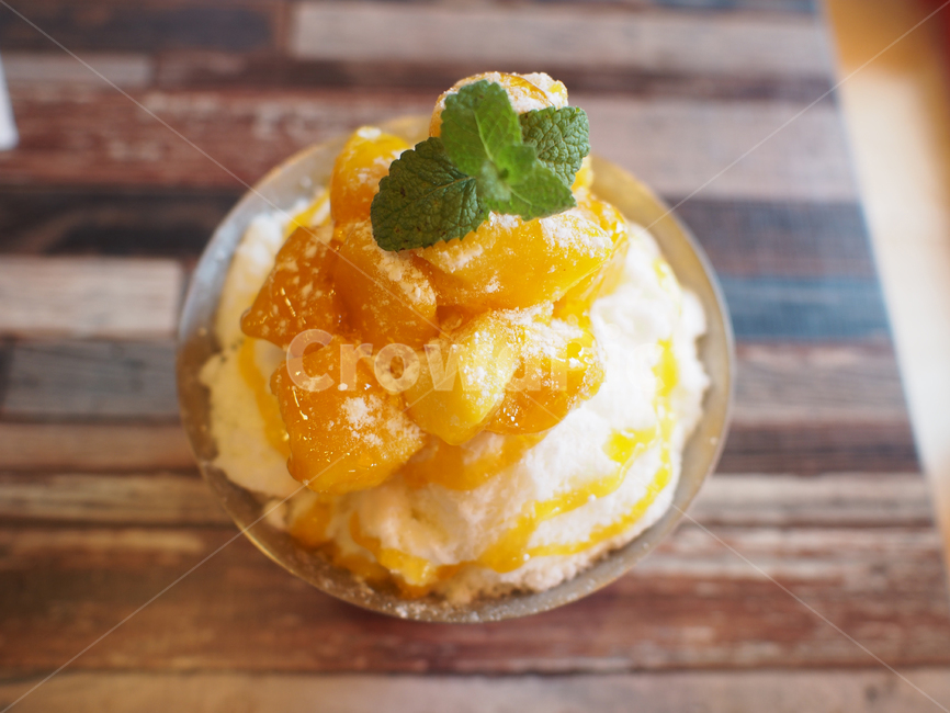 food,음식,dessert,디저트,팥빙수,과일빙수,빙수,망고,mango,iceflakes,카페메뉴,여름음식,summerfood,cafe,디저트,간식,후식,dessert,snack