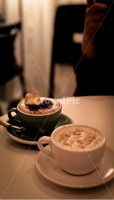 카페,커피,카페라떼,우유,시나몬,휘핑,초코,coffee,cafe,데이트,brown,감성,커피,카페,coffee,cafe,감성,sensible,feeling