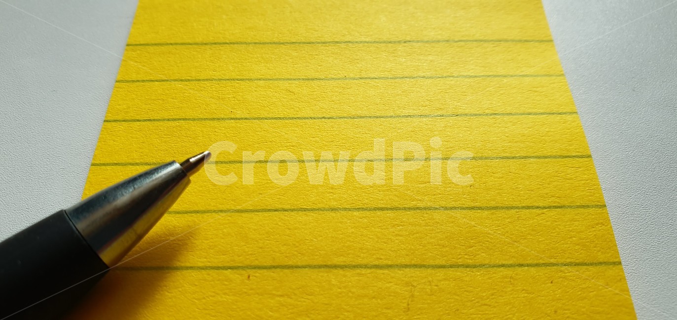 메모지,볼펜,펜,메모,종이,노란종이,메모용지,pen,paper,office,note,background,business,yellow,blank,message,blue,notepad,ballpoint,notebook,education,school,color,diary,pencil,design,isolated,work,ballpointpen,notepaper,reminder,write,closeup,copyspace,table,white,empty