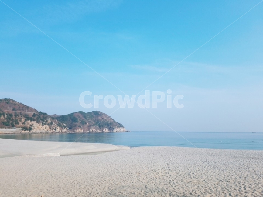 모래사장,산,하늘,물,바다,모래