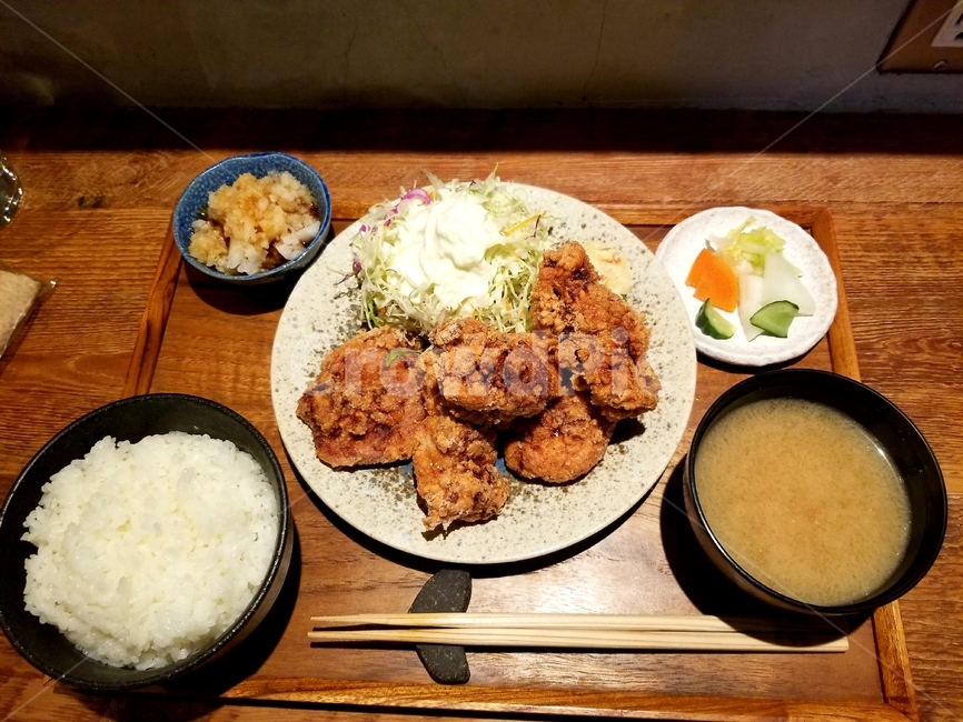 카라아게,일식,일본요리,치킨,chicken,저녁,dinner,카라아게정식,일본음식,food,음식,식사,음식,식재료,요리,food,cook,meal,dishes,food reserves