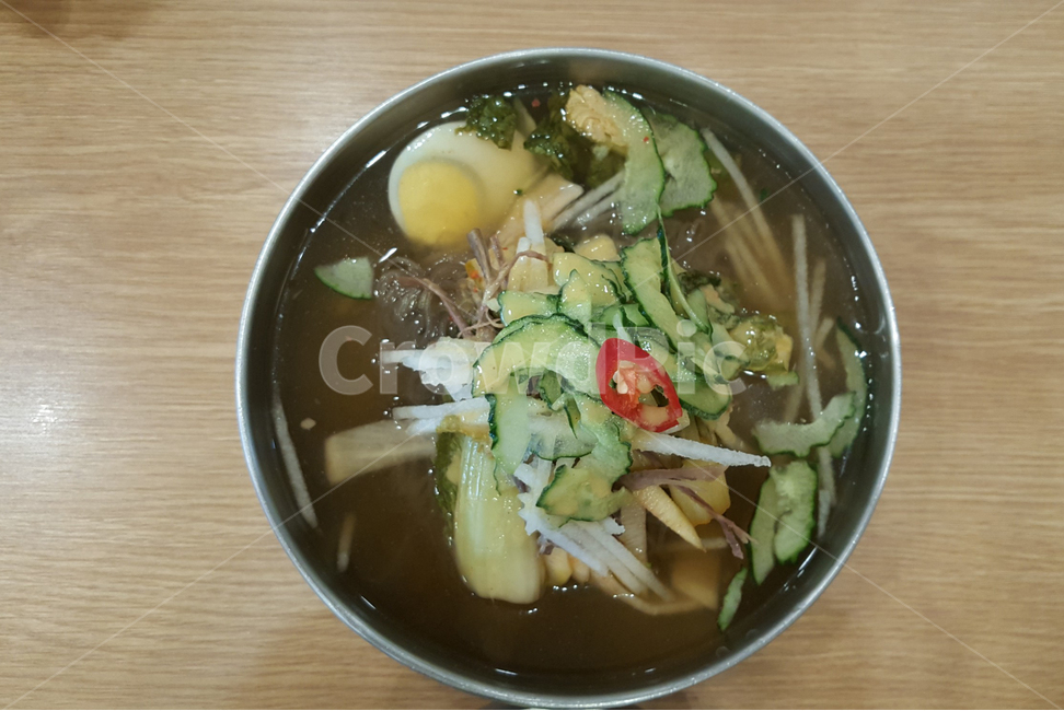 냉면,여름,물냉면,시원한,더위,여름음식,양념장,새콤한,한국음식,음식,요리,면발,국수,한식,면류,면요리,회냉면,음식,식재료,요리,food,cook,meal,dishes,food reserves,면류,면요리,noodles,한식,한국음식,한국요리,korean food,korean dishes,korean meal,korean cook