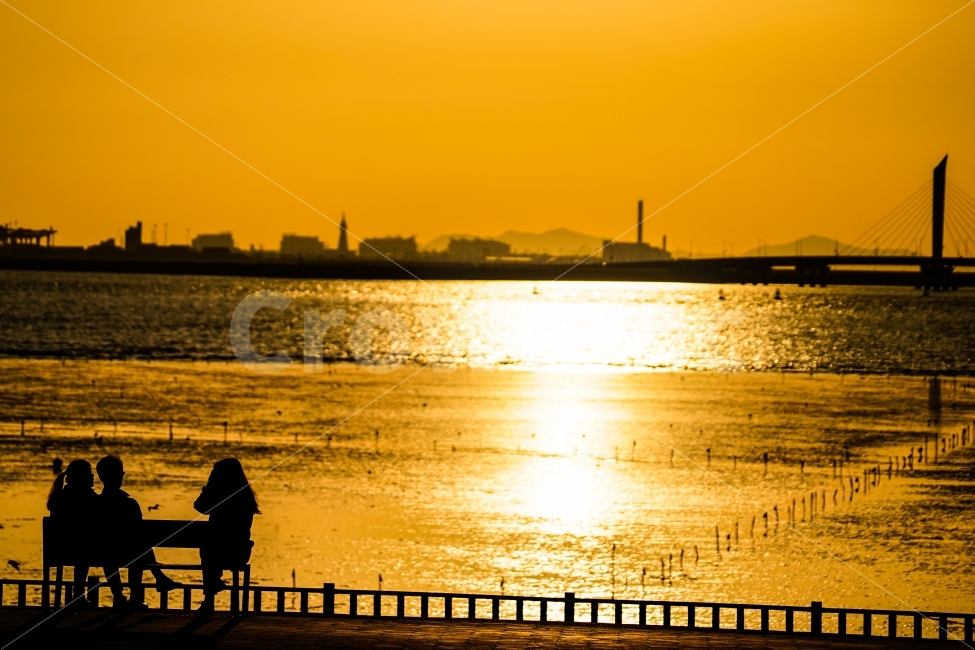 일몰,연인,역광,실루엣,sunset,오이도,낭만,사랑,자연,풍경,nature,landscape,도시,city,사람,인물,인간,human,person,연인,커플,사랑,lover,couple,인물실루엣,사람실루엣,character silhouette,human silhouette,휴식,힐링,rest,relaxation,healing