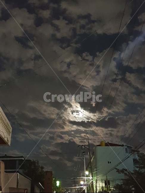 구름,먹구름,구름속달,mooninthecloud,구름의표정
