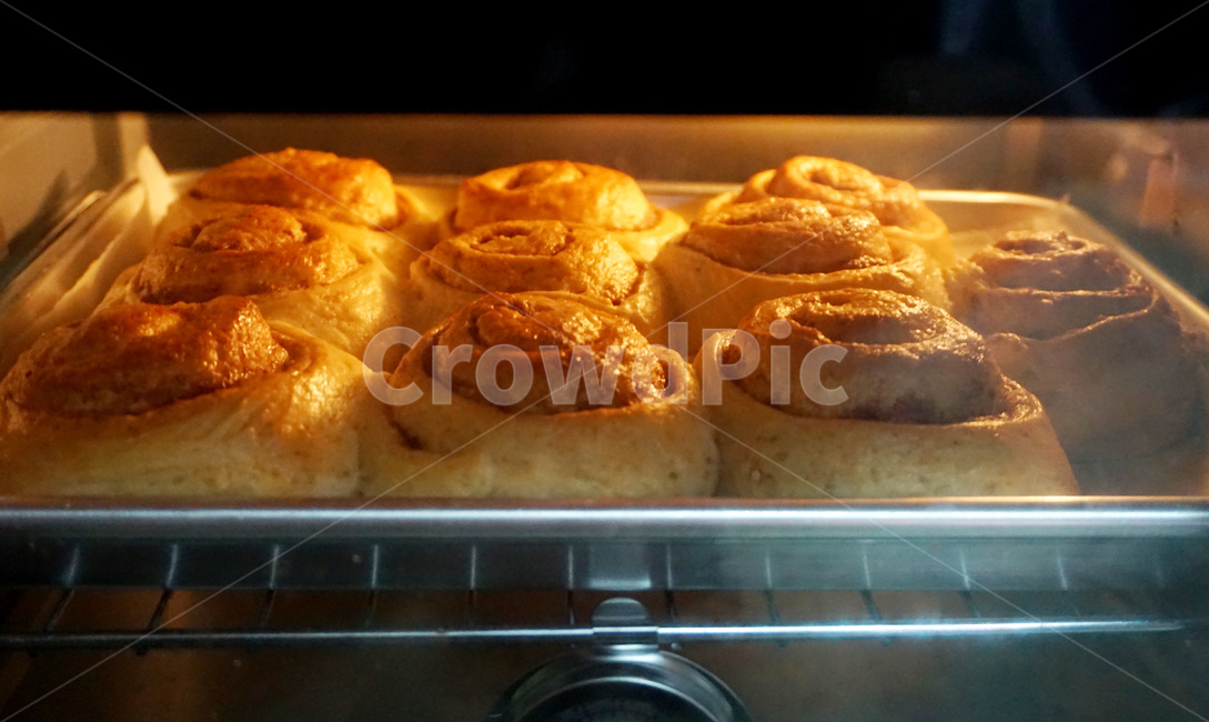 빵,케이크,케익,딸기,베이킹,cake,baking,bun,rollbread,cinnamon,디저트,빵,bread