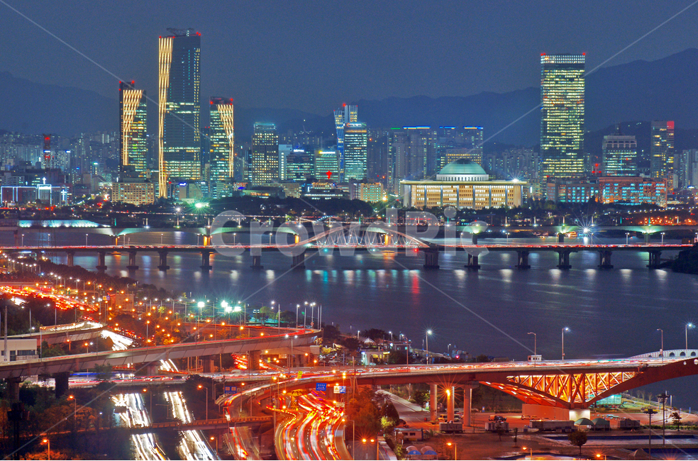 강변북로,야경,성산대교,한강,도심야경,여의도,불빛,조명,야경,밤,풍경,nightscape,night,landscape,도시,city,한국도시풍경,한국도시경관,korea cityscape