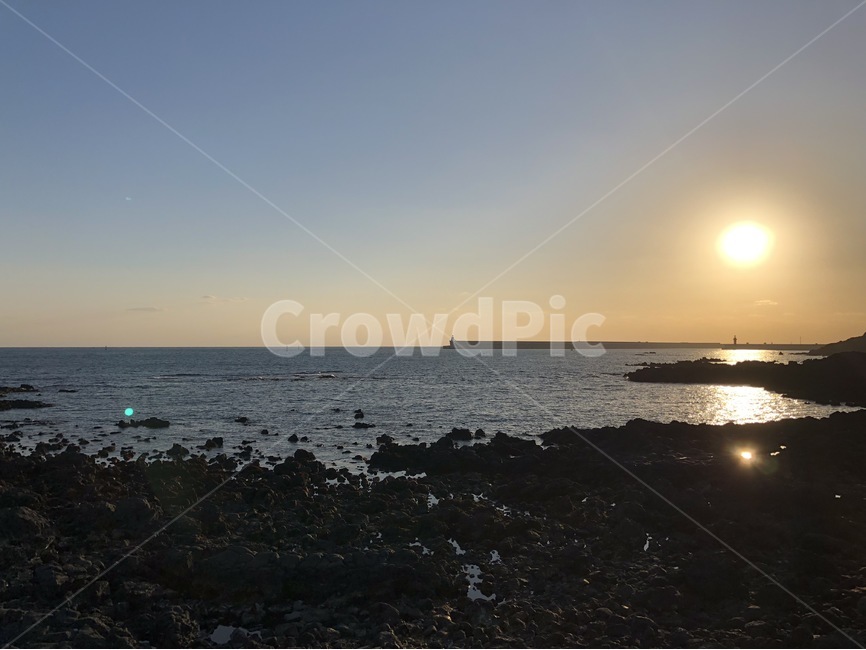 제주,바다,일몰,석양,노을,자연,풍경,nature,landscape,한국자연풍경,한국자연경관,korea nature landscape,해변,바다,beach,sea,제주도,jeju,jeju island,flare,플레어,light,빛,outdoors,옥외