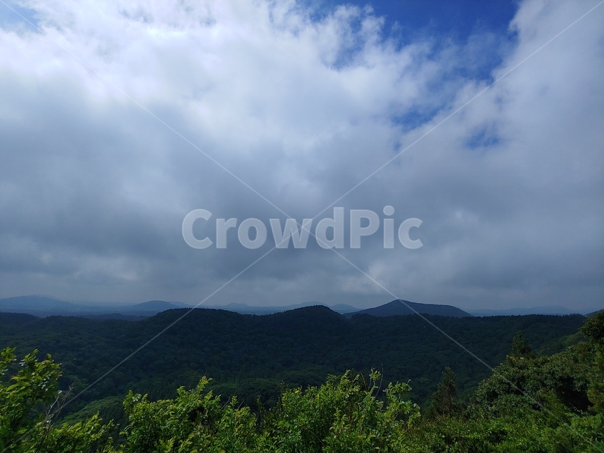 술,하늘,구름,산,나무,sky,mountain,clouds,cloudy,흐린,날씨,woods