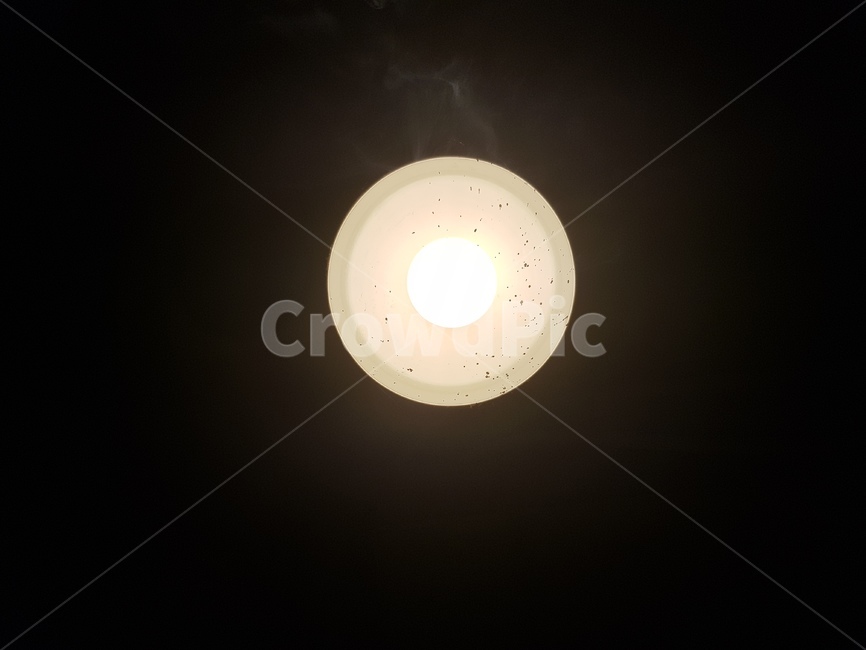 전등,연기,조명,smoke,어두운,실내,grunge,창고,yellow,black,light,darkness,dust,retro,레트로,빛