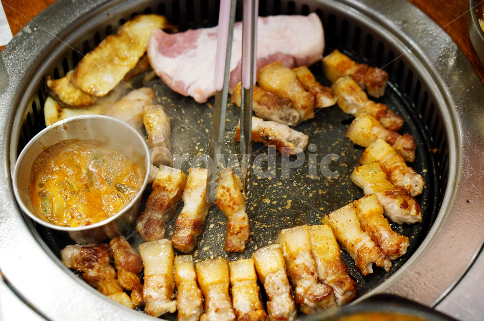 제주흑돼지,삼겹살,오겹살,돼지고기,숙성돼지고기,음식,식재료,요리,food,cook,meal,dishes,food reserves,육류,고기,meat,한식,한국음식,한국요리,korean food,korean dishes,korean meal,korean cook