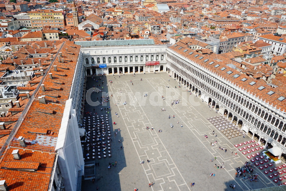 High,roof,large,floating city,tourist city,tourism,San Marco Square,san marco,Orange,scene,venice,Plaza,belfry,sight,Italy,venezia,Tourist destination,tower