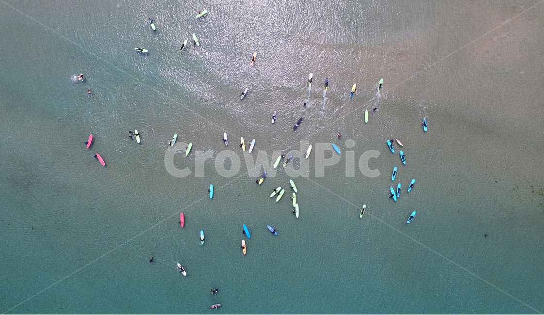 드론,드론사진,서핑,서퍼,바다,sea,drone,dronephoto,surfer,surfing,해변,beach,여름,여름,계절,summer,season,사람들,대중,군중,other people,crowd,스포츠,레저,운동,sports,leisure,exercise,confetti,색종이 조각,paper,종이