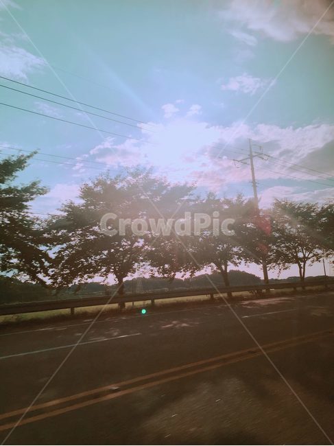 햇빛,구름,나무,창밖풍경,시원한바람,자연,풍경,nature,landscape,road,도로,asphalt,아스팔트
