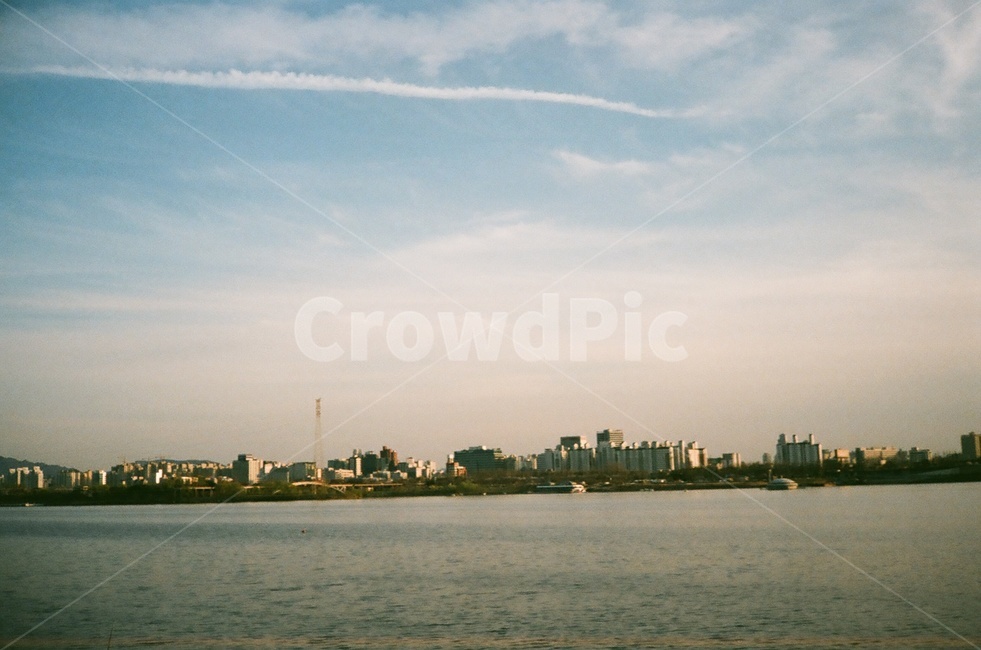 필름사진,하늘,구름,한강,도심,도시,풍경,city,landscape,한국도시풍경,한국도시경관,korea cityscape,nature,자연,outdoors,옥외