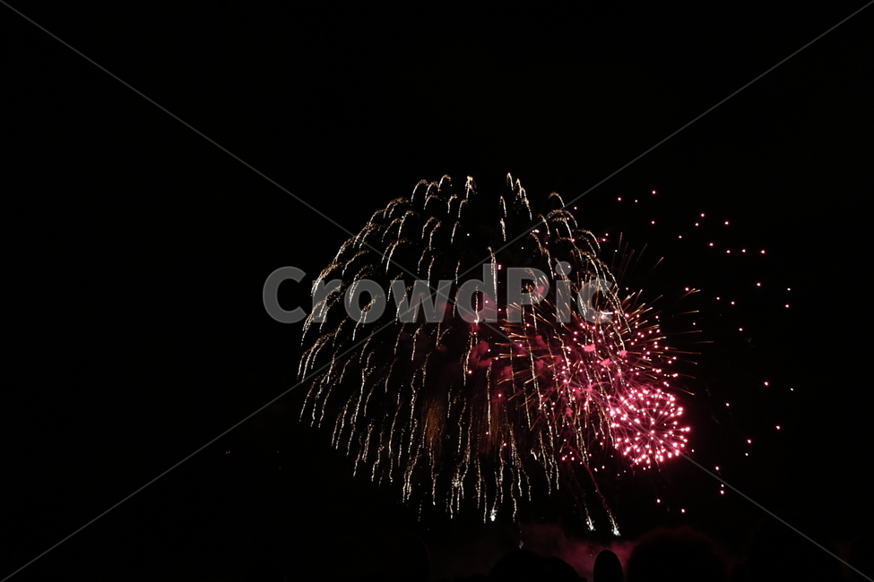 폭죽,축하,파티,빛,밤하늘,하늘,밤,party,celebration,congratulation,celebrate,congratulate,자연,긍정,기쁨,환희,firework