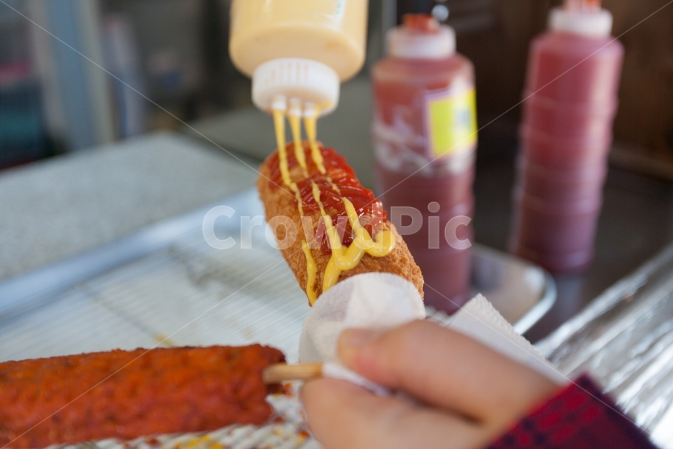 핫도그,음식,간식,휴게소,한식,hotdog,corndog,양식,한국음식,소세지,식재료,케찹,마요네즈,머스타드,음식,식재료,요리,food,cook,meal,dishes,food reserves,디저트,간식,후식,dessert,snack